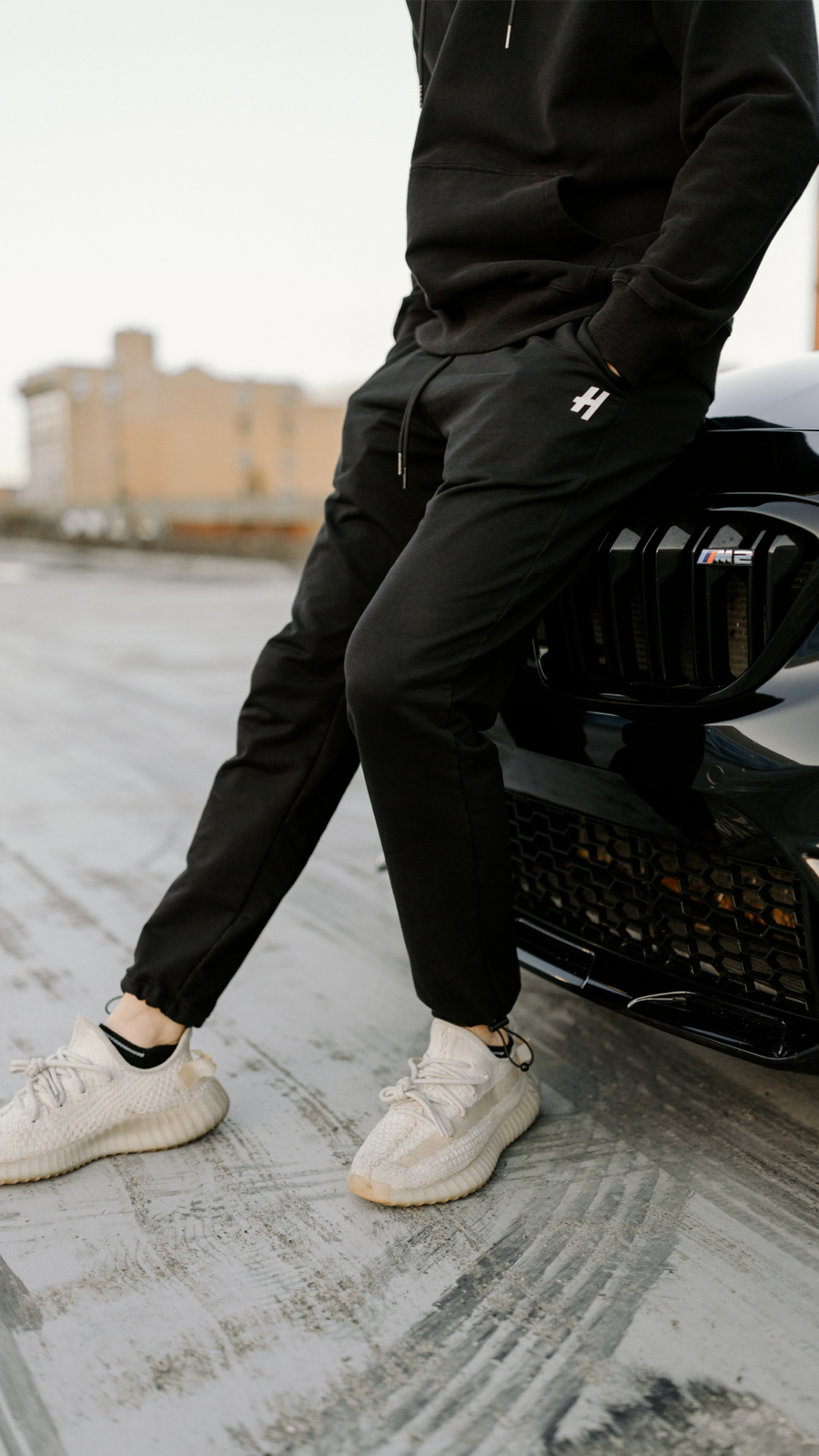 most comfortable joggers, sweat pants and top, top sweatpants, top mens sweatpants, top gym wear, softest joggers for men, sports and apparel, active wear clothing